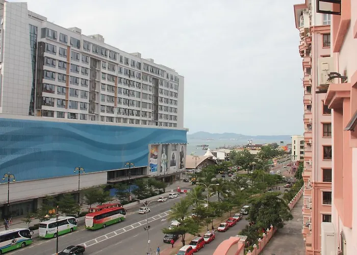 Marimari Marina Service Condo