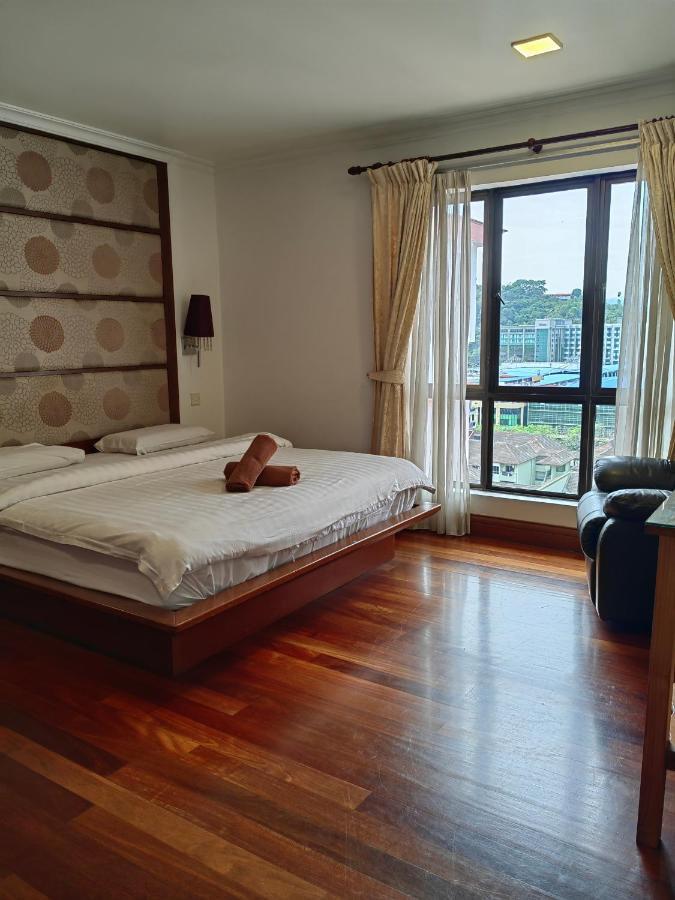 Marimari Marina Service Apartment