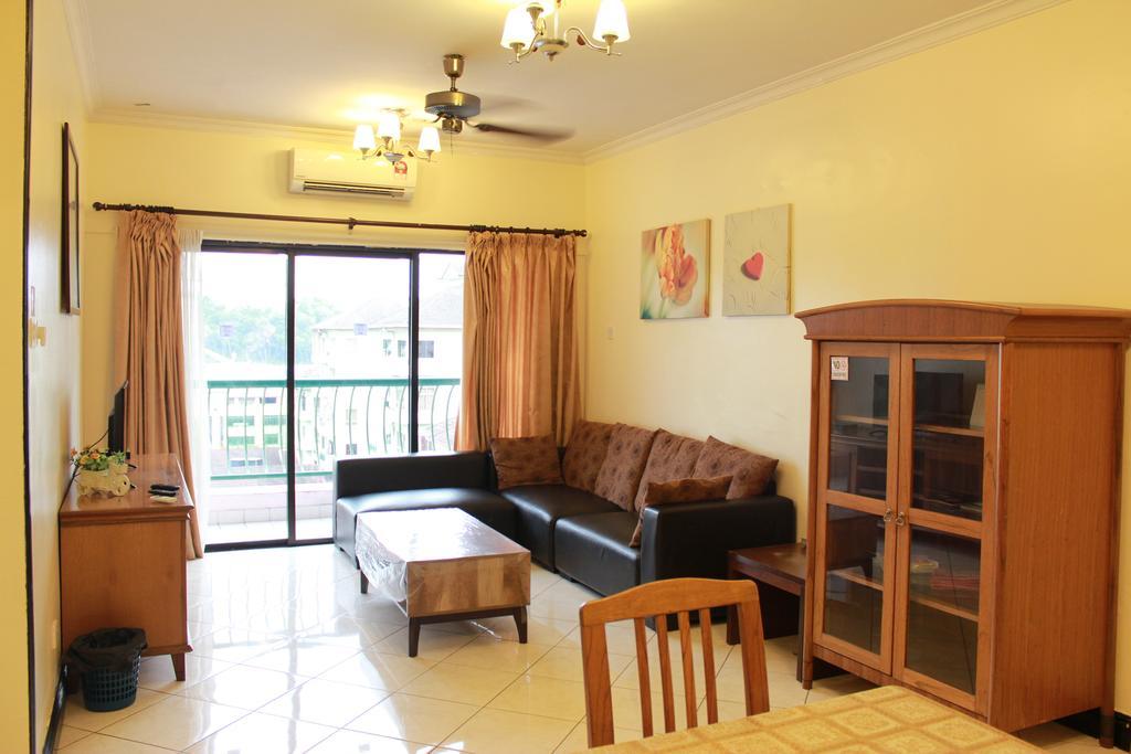 Marimari Marina Service Apartment