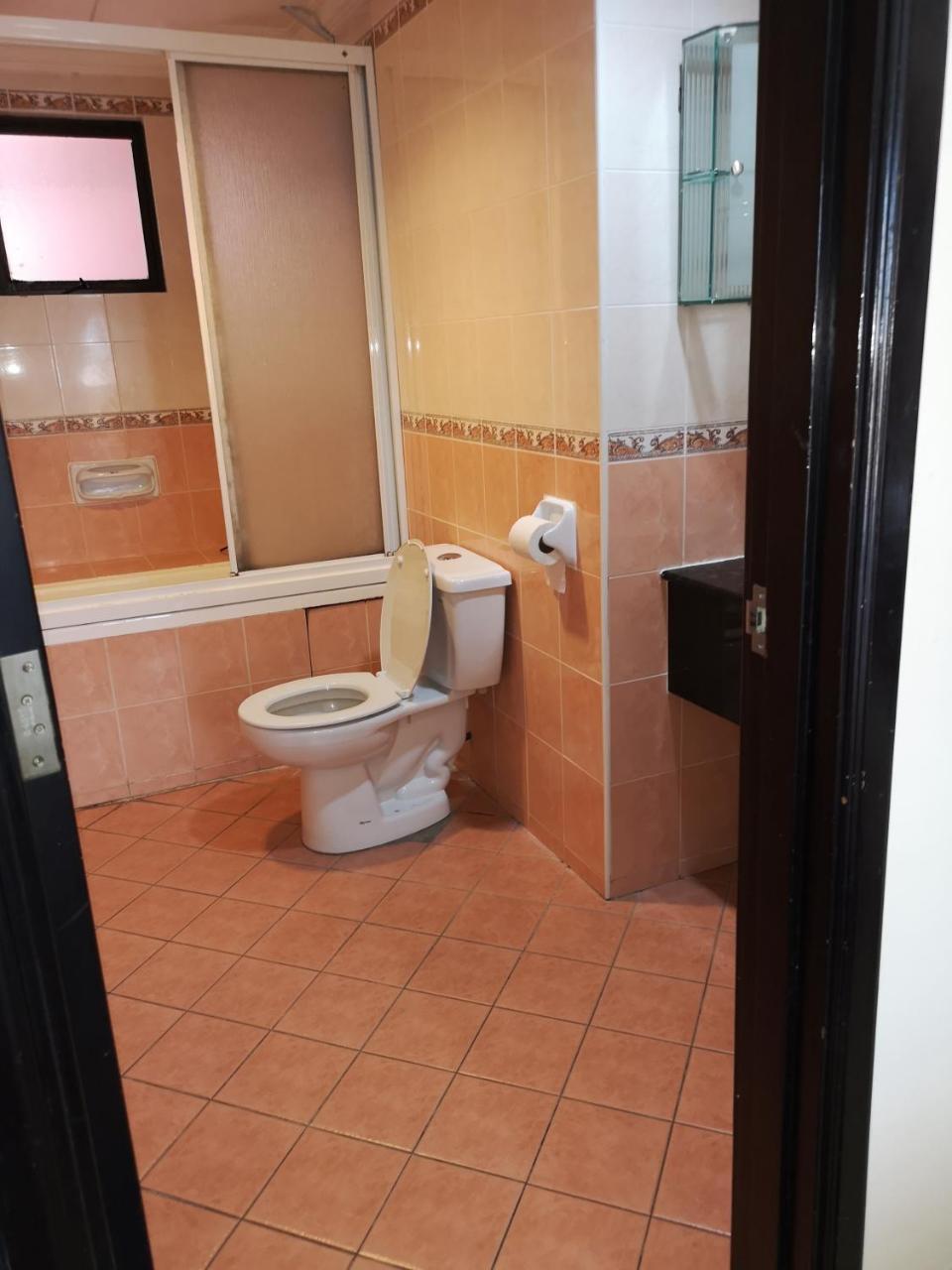 Marimari Marina Service Apartment