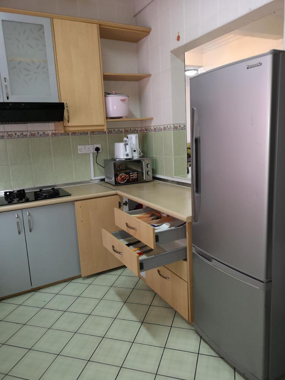 Marimari Marina Service Apartment *