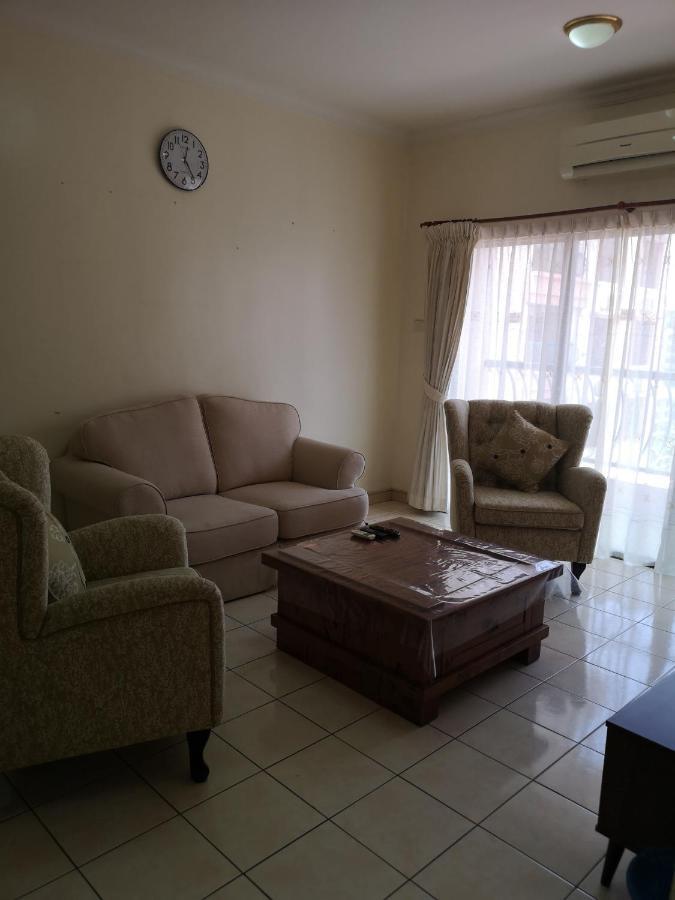 Marimari Marina Service Apartment *